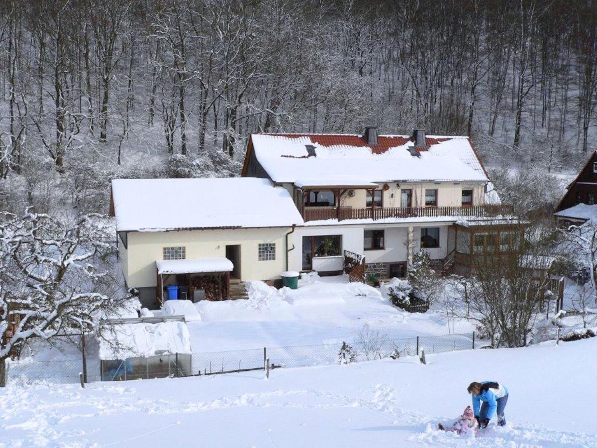 Quiet Holiday Home With Terrace Korbach Bagian luar foto