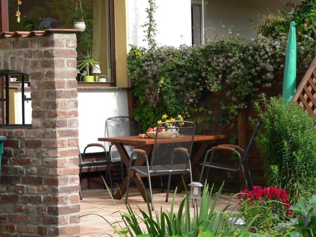 Quiet Holiday Home With Terrace Korbach Bagian luar foto