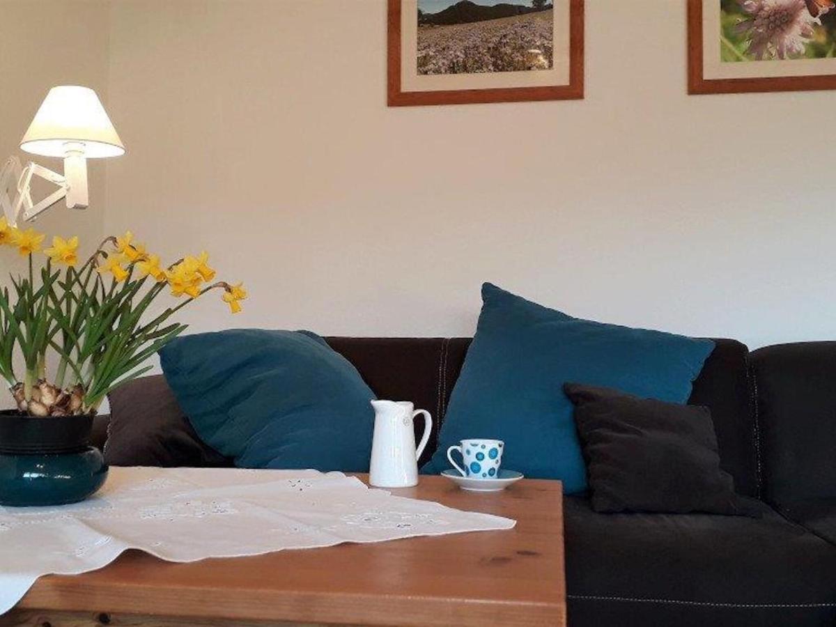 Quiet Holiday Home With Terrace Korbach Bagian luar foto