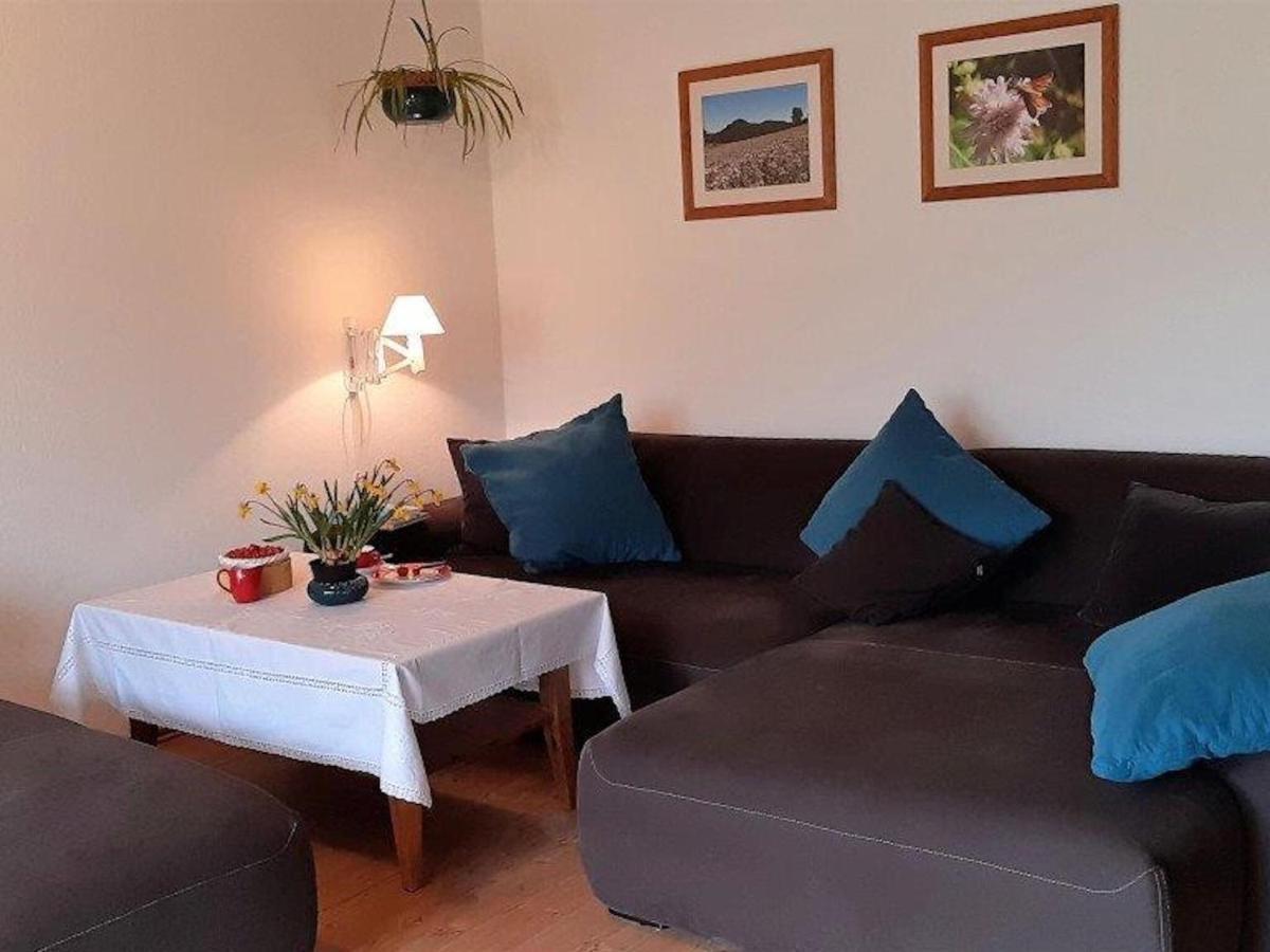 Quiet Holiday Home With Terrace Korbach Bagian luar foto